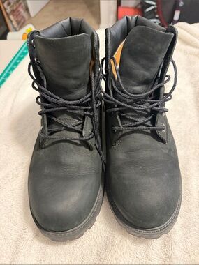 Timberland Men's Black Lace-Up Nubuck Boots